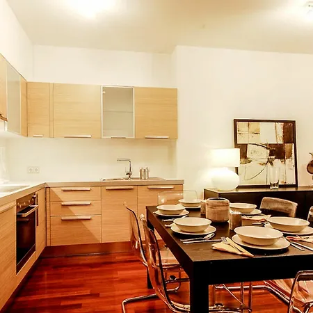 Apartment Downtown Erzsebetvaros *
